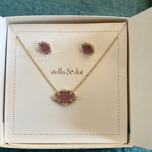 Charlotte Pendant Set